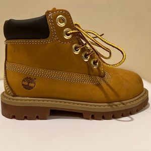 Toddler Timberland 6” Boots - Size 8